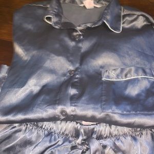 V Secret silk PJ set